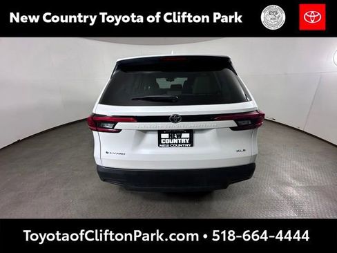 Certified 2024 Toyota Grand Highlander AWD Hybrid image 4
