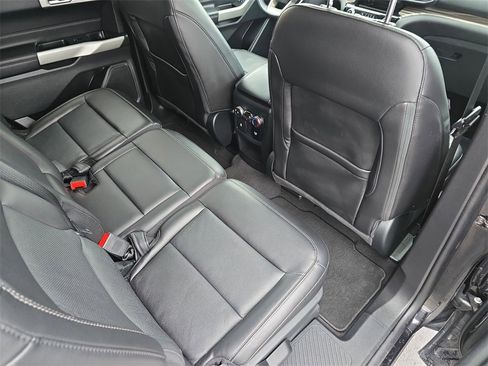 Used 2021 Ford Explorer Limited w/ Equipment Group 301A image 13