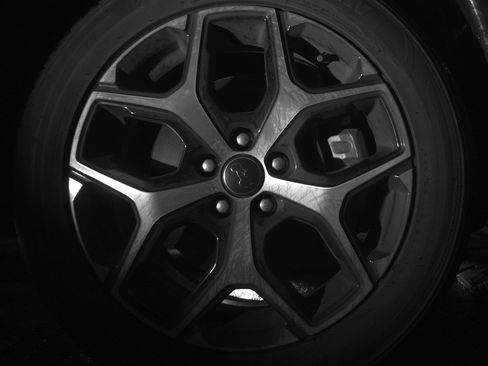 Used 2025 Jeep Compass Limited image 13