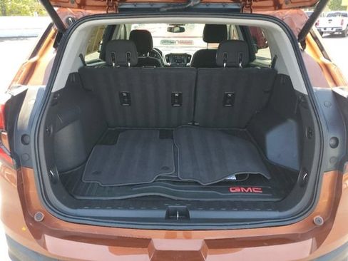 Used 2019 GMC Terrain SLE w/ Driver Convenience Package AWD/4WD image 27