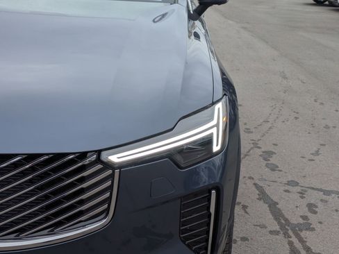 New 2026 Volvo XC90 B6 Plus w/ Protection Package Premier image 10