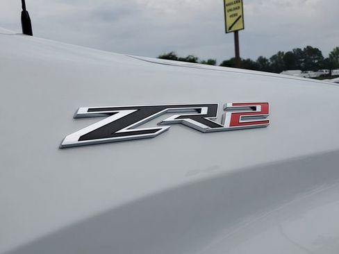 Used 2023 Chevrolet Silverado 1500 ZR2 w/ Technology Package AWD/4WD image 7