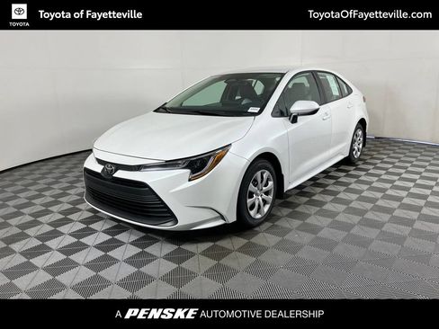 Used 2026 Toyota Corolla LE FWD image 1