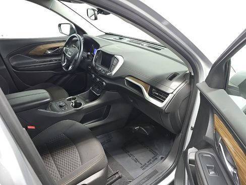 Used 2021 GMC Terrain SLE w/ Driver Convenience Package image 15