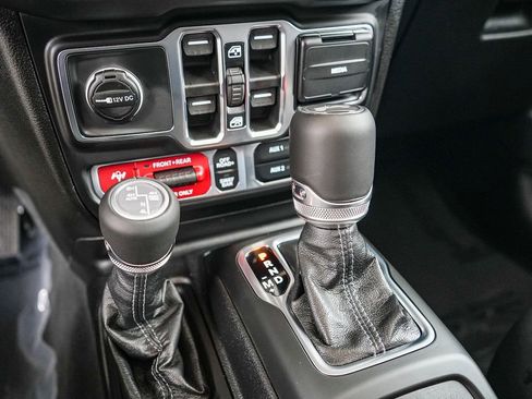 New 2026 Jeep Wrangler Unlimited Rubicon image 19