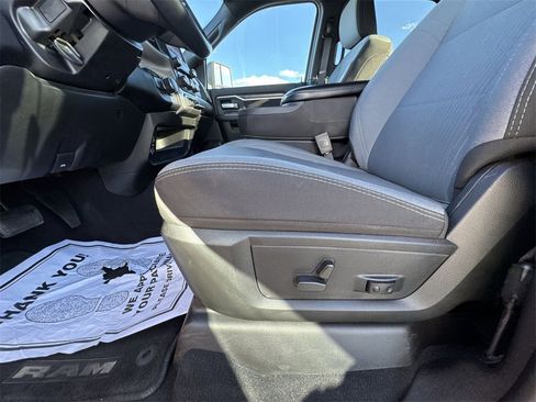 Used 2024 RAM 2500 Big Horn w/ Bed Utility Group image 12