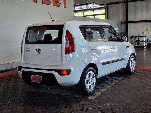Used 2012 Kia Soul FWD image 7