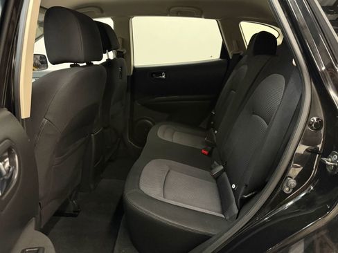 Used 2011 Nissan Rogue SV image 18