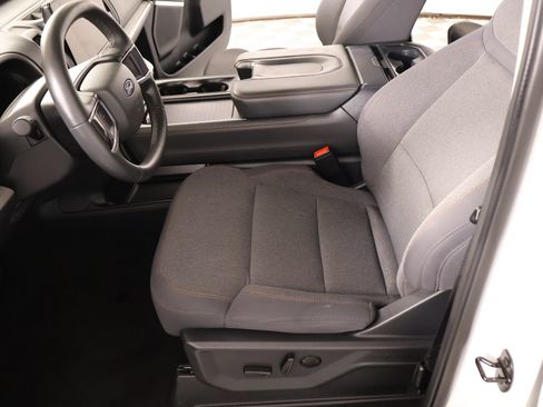 Used 2025 Ford Expedition Active RWD image 10