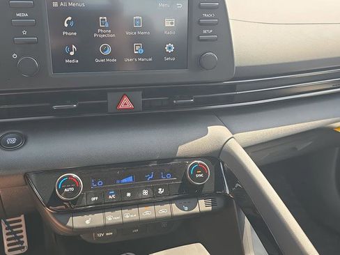 New 2026 Hyundai Elantra SEL Sport Premium FWD image 21