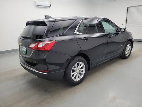 Used 2019 Chevrolet Equinox LT w/ Driver Convenience Package FWD image 10