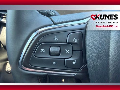Used 2026 Buick Envista Sport Touring w/ Convenience I Package FWD image 9