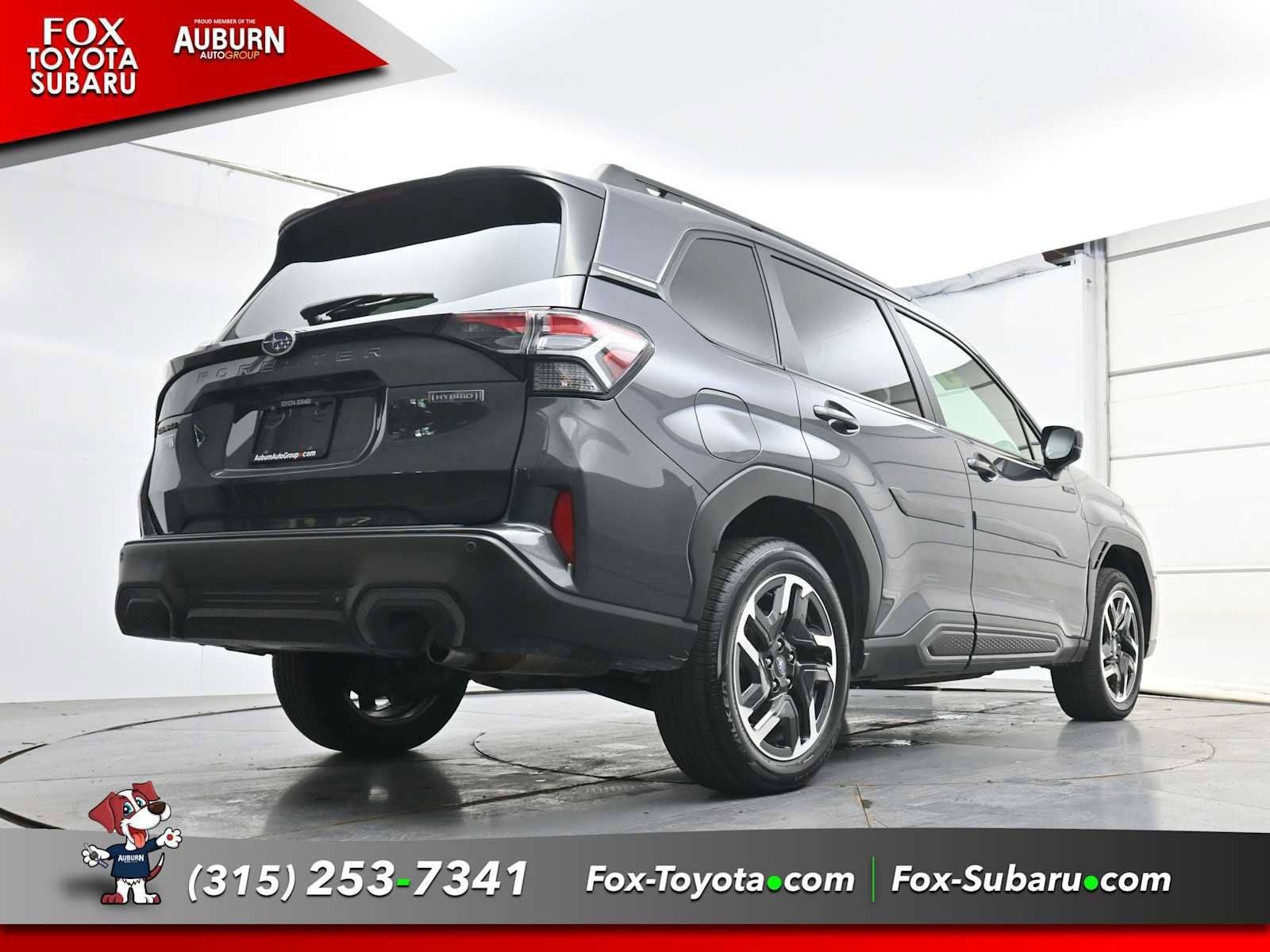 Used 2025 Subaru Forester Limited AWD/4WD image 21