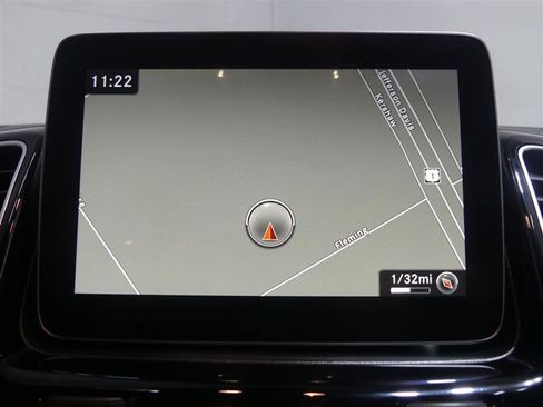 Used 2017 Mercedes-Benz GLS 550 4MATIC image 45