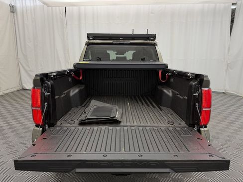 Used 2024 Toyota Tacoma TRD Off-Road AWD/4WD image 36
