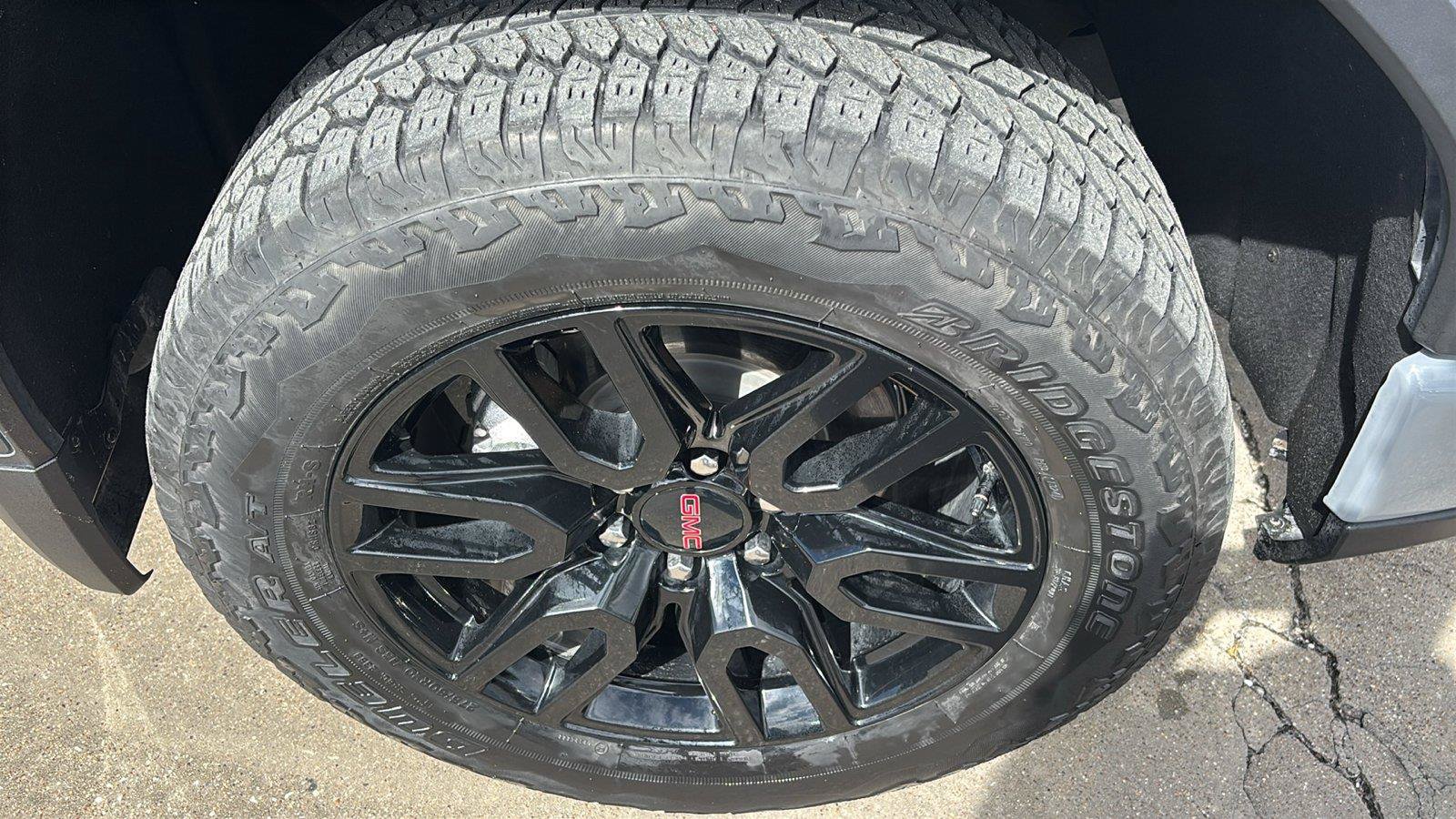 Certified 2024 GMC Sierra 1500 Elevation w/ X31 Off-Road Package AWD/4WD image 11