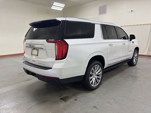 Used 2023 GMC Yukon XL Denali image 8