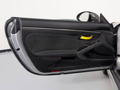 Certified 2025 Porsche 718 Boxster Spyder RS image 18