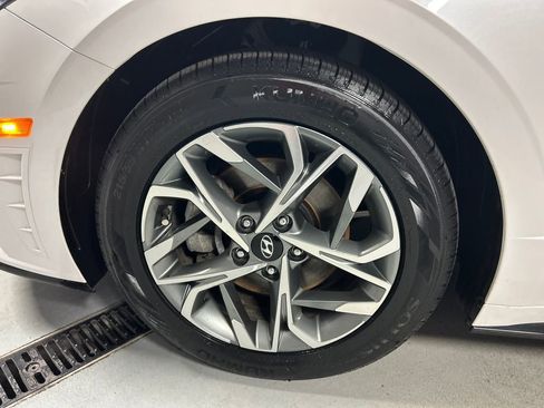 Used 2022 Hyundai Sonata SEL FWD image 9