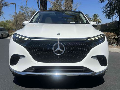 Used 2023 Mercedes-Benz EQS 450+ SUV image 43