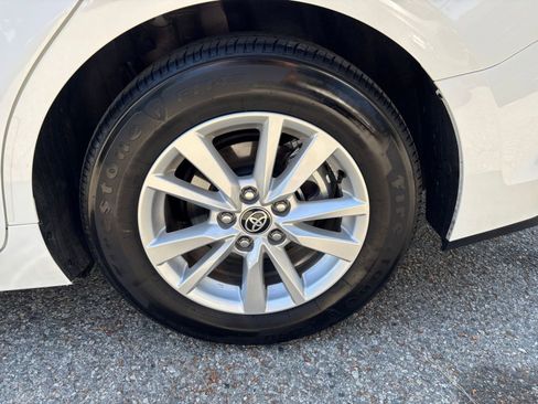 Used 2025 Toyota Camry LE FWD image 25