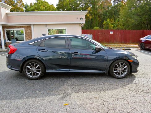 Used 2019 Honda Civic EX image 6