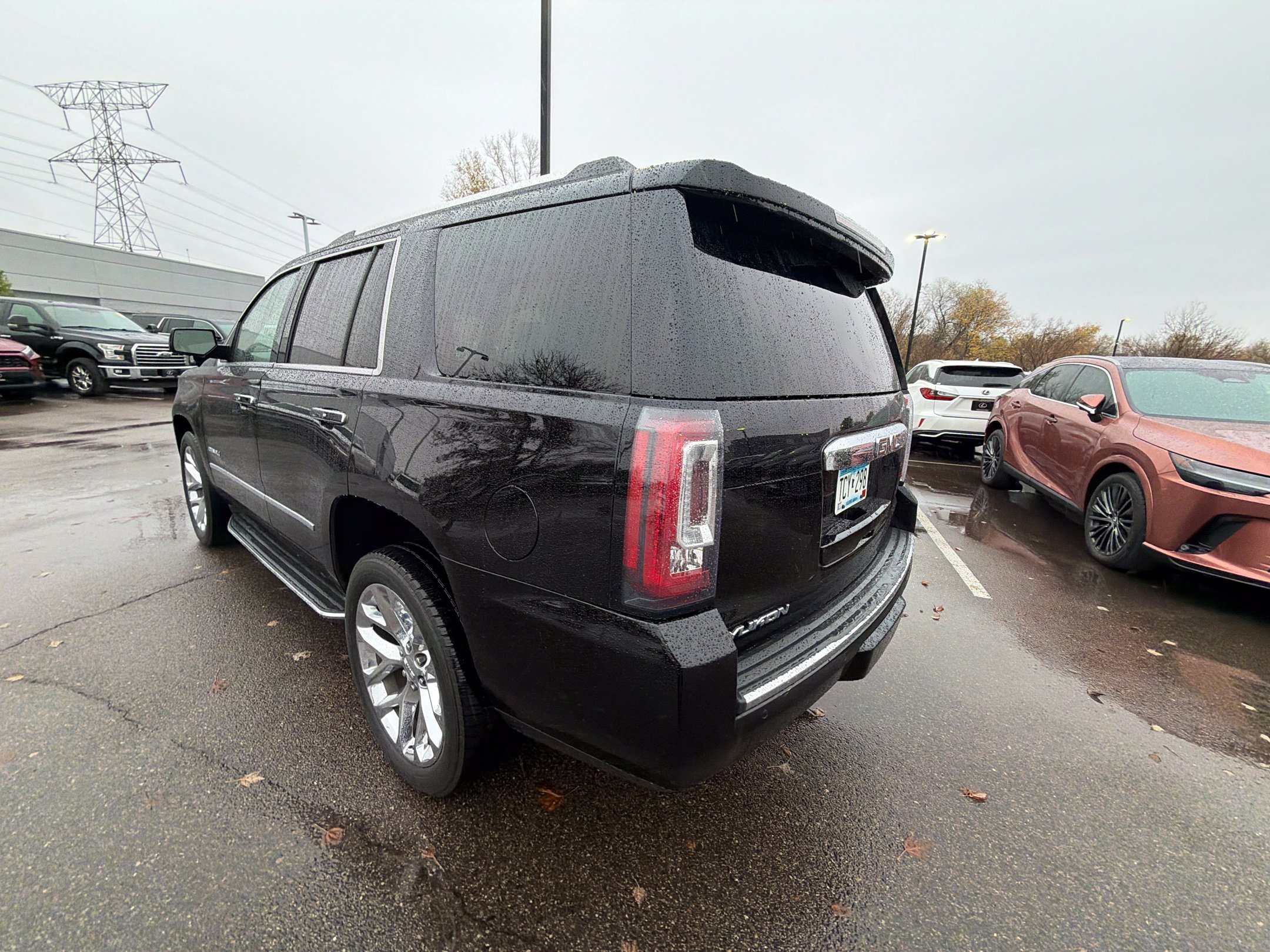 Used 2018 GMC Yukon Denali w/ Open Road Package AWD/4WD image 27