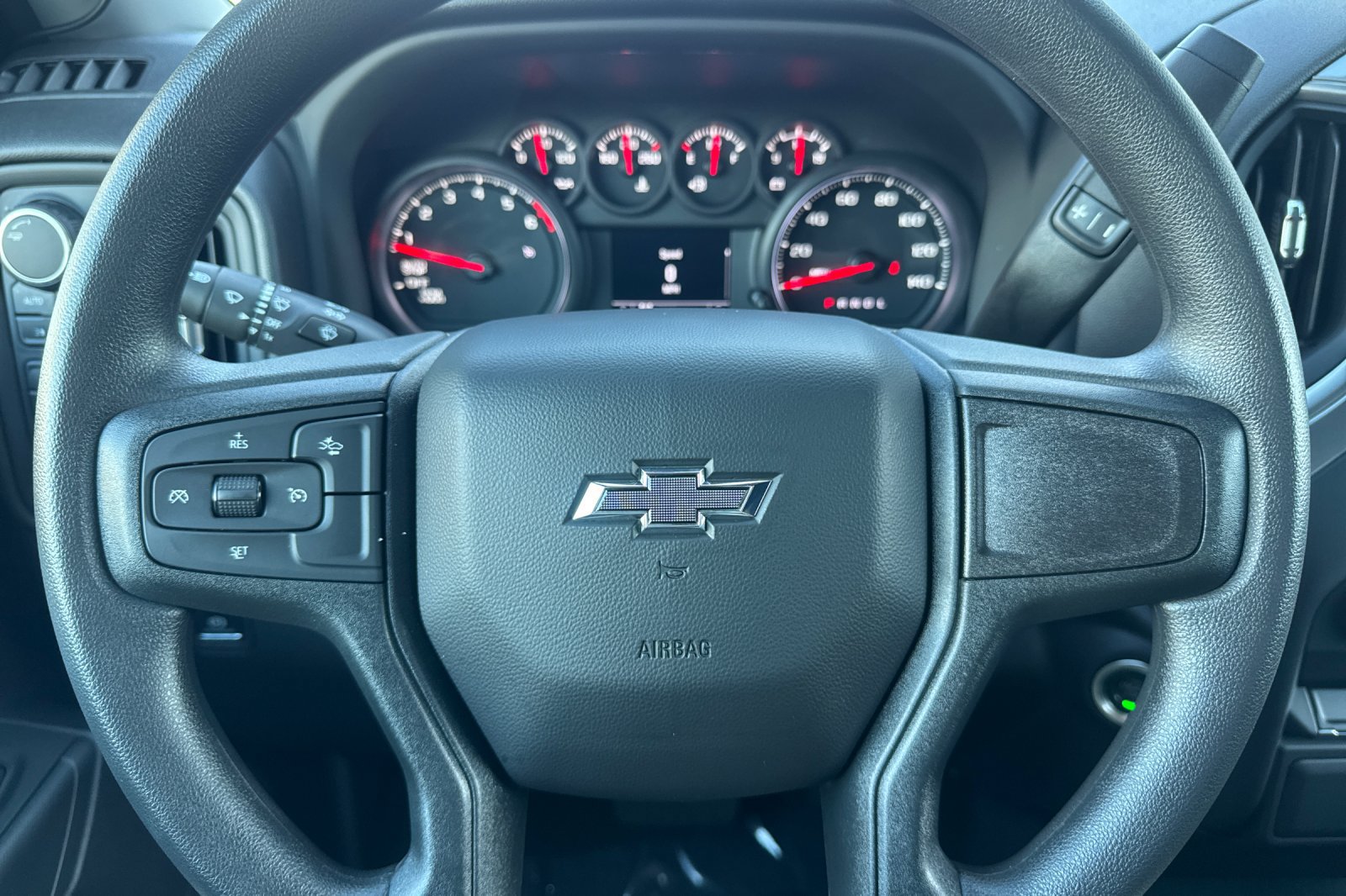 Used 2024 Chevrolet Silverado 1500 Custom Trail Boss AWD/4WD image 33