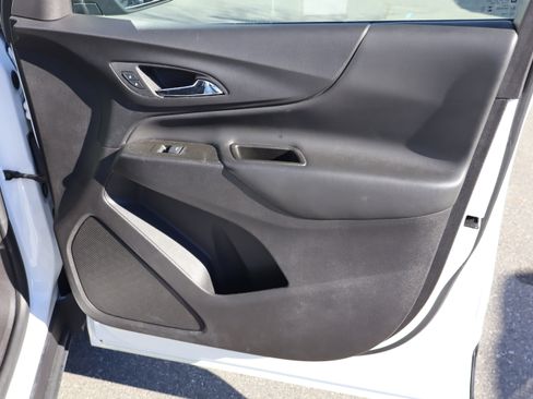 Certified 2024 Chevrolet Equinox LT image 35