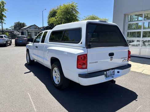 Used 2011 Dodge Dakota Big Horn RWD image 3