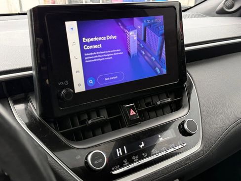 Certified 2024 Toyota Corolla Cross SE w/ Moonroof Package image 30