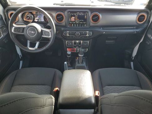 Certified 2022 Jeep Gladiator Mojave w/ Trailer Tow Package image 21