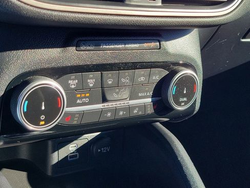 Certified 2022 Ford Escape SE w/ Convenience Package AWD/4WD image 30