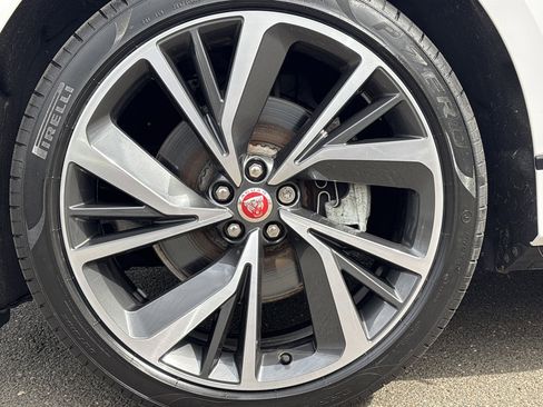 Certified 2023 Jaguar I-PACE HSE AWD/4WD image 11