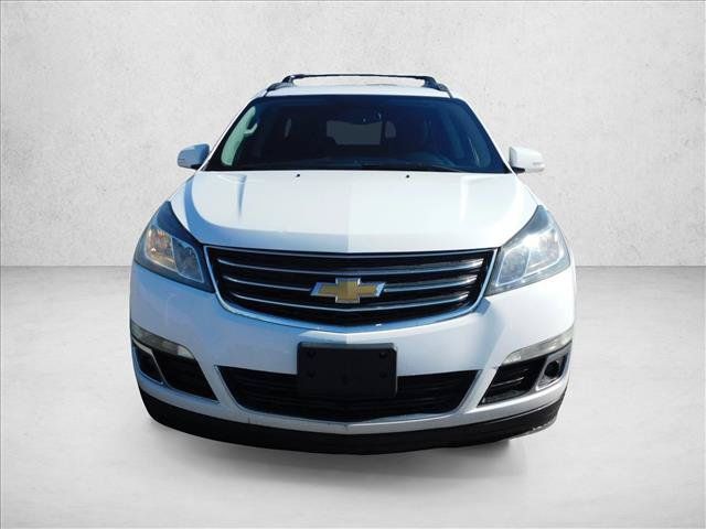 Used 2016 Chevrolet Traverse LT w/ LPO, 'HIT The Road' Package FWD image 4