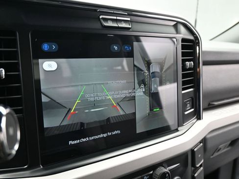 New 2026 Ford F250 XLT w/ XLT Premium Package image 16