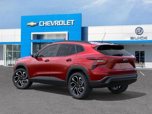 New 2026 Chevrolet Trax RS w/ Sunroof Package image 24