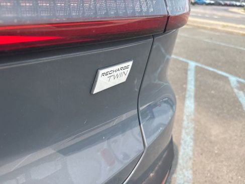 Used 2023 Volvo C40 P8 Recharge Ultimate image 12