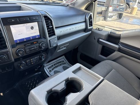 Used 2020 Ford F250 XLT image 23