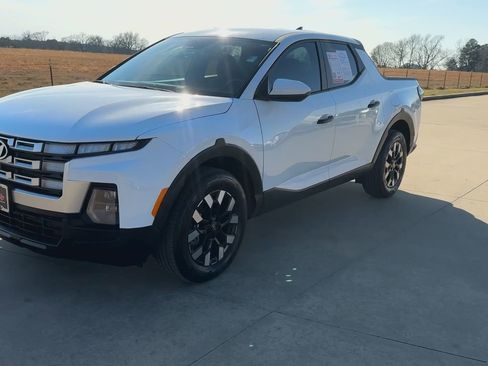 Used 2025 Hyundai Santa Cruz SE image 5