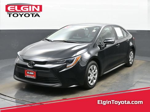 Used 2024 Toyota Corolla LE image 1