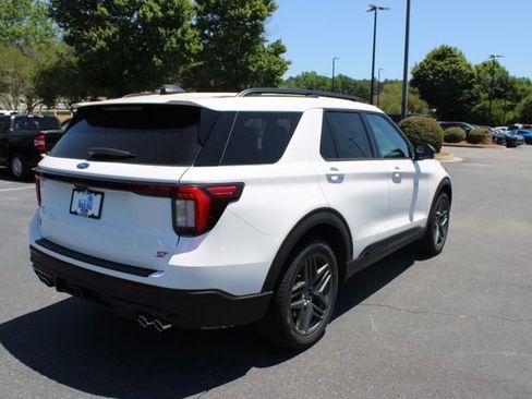 New 2026 Ford Explorer ST AWD/4WD image 19