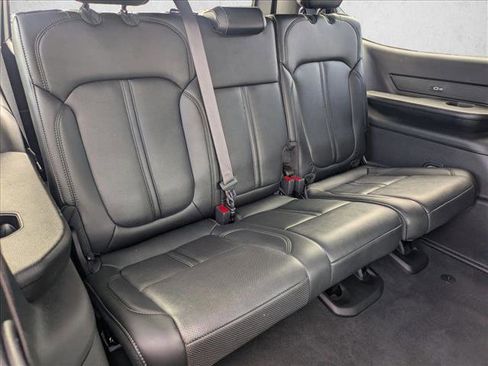 Used 2024 Jeep Wagoneer Series II image 21