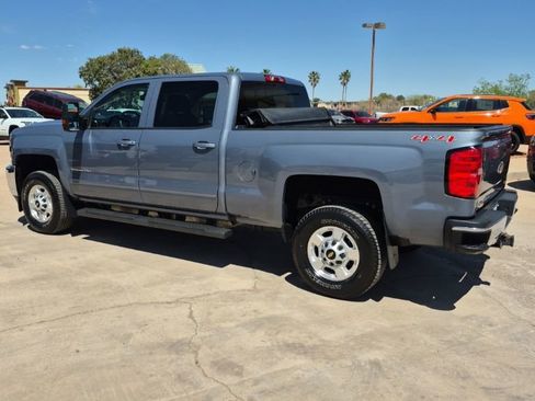 Used 2016 Chevrolet Silverado 2500 LT w/ LT Convenience Package image 7