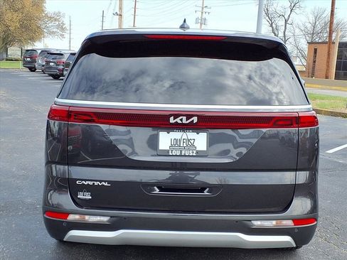Used 2024 Kia Carnival LX image 26