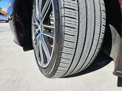 Used 2017 Porsche Panamera Turbo image 37