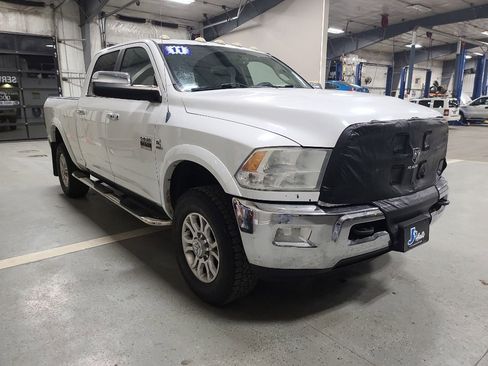 Used 2011 RAM 2500 Laramie w/ HD Snow Plow Prep Group image 3