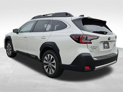 Certified 2025 Subaru Outback Limited image 5