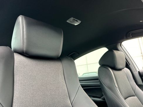 Used 2022 Honda Accord Sport image 25