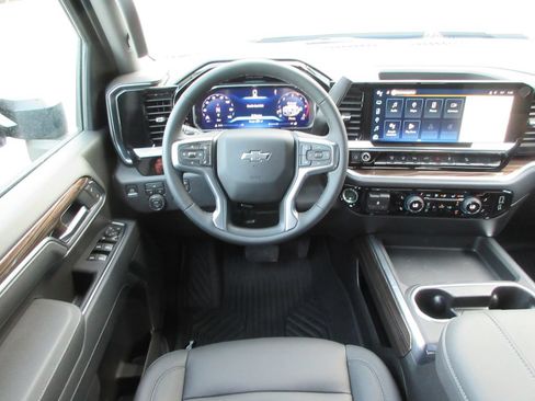 New 2026 Chevrolet Silverado 3500 LT w/ Trail Boss Package AWD/4WD image 18